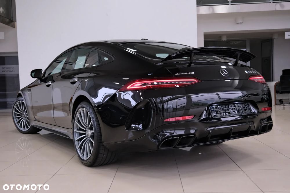 Mercedes-Benz AMG GT 63 4Matic+ Speedshift MCT 9G - 15