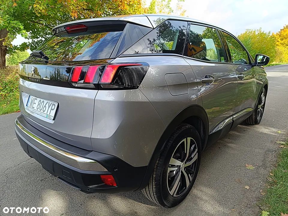 Peugeot 3008 1.5 BlueHDi Allure S&S EAT8 - 17