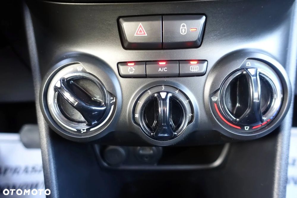 Peugeot 208 1.4 e-HDi Active STT - 26