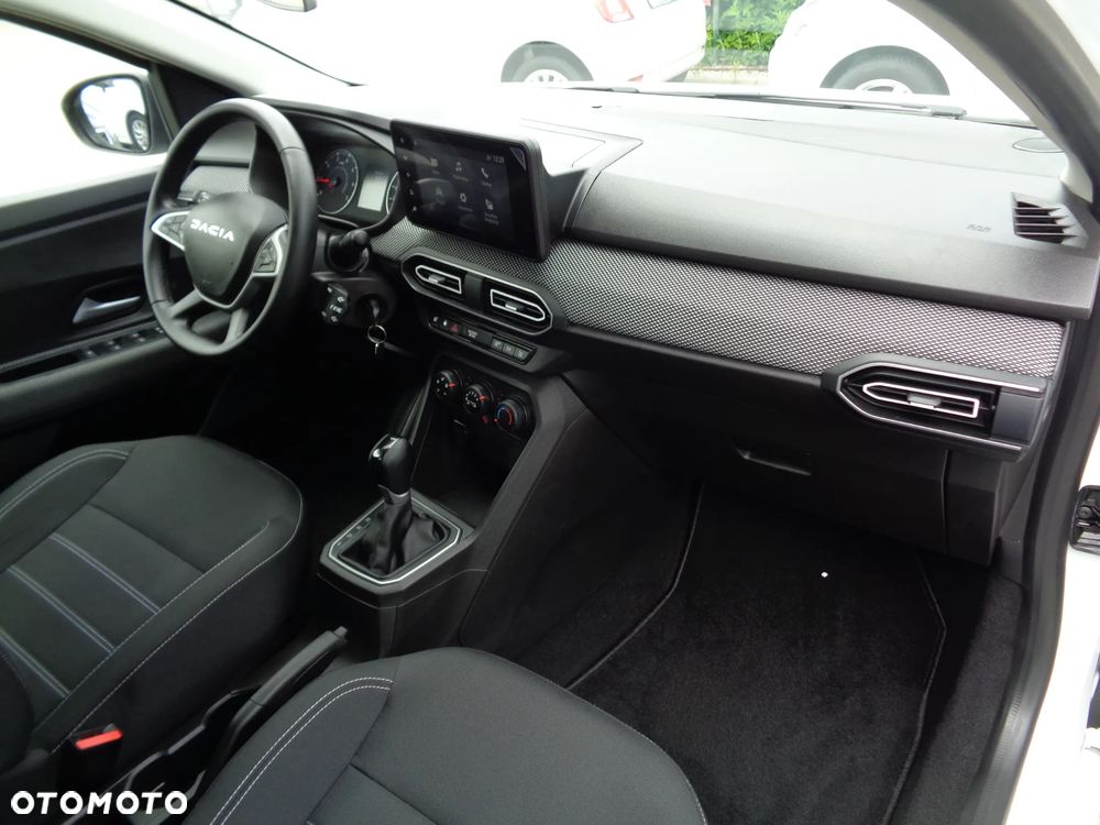 Dacia Sandero - 24