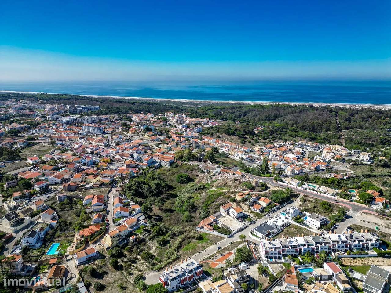 Prédio urbano 1.480m2 implantação, 2 pisos, 1.632m2 terreno, a 3km da - Grande imagem: 4/36