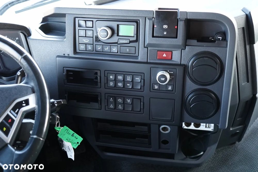 Renault T 440 / NISKA KABINA / ALUFELGI / SPROWADZONA / PO KONTRAKCIE SERWISOWYM - 29