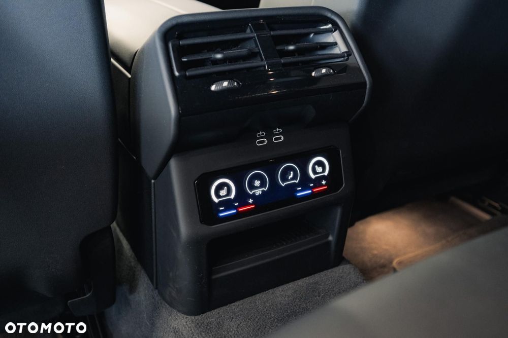 BMW i5 - 36