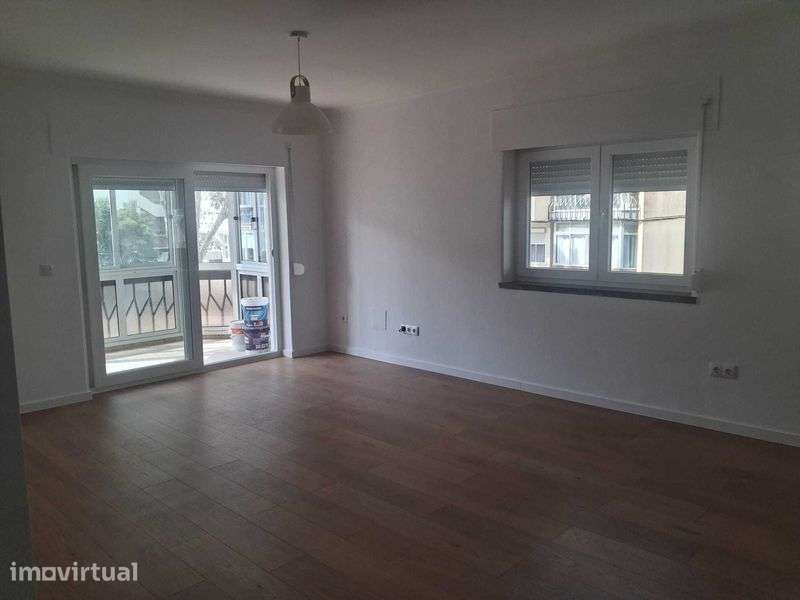 Apartamento T0 Cascais - Grande imagem: 3/6
