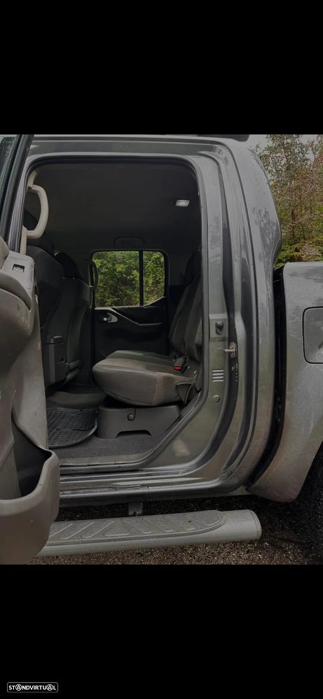 Nissan Navara LE - 15