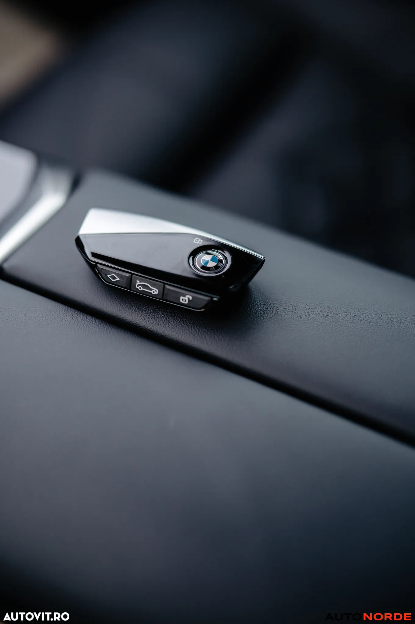 BMW Seria 7 740d xDrive MHEV - 18