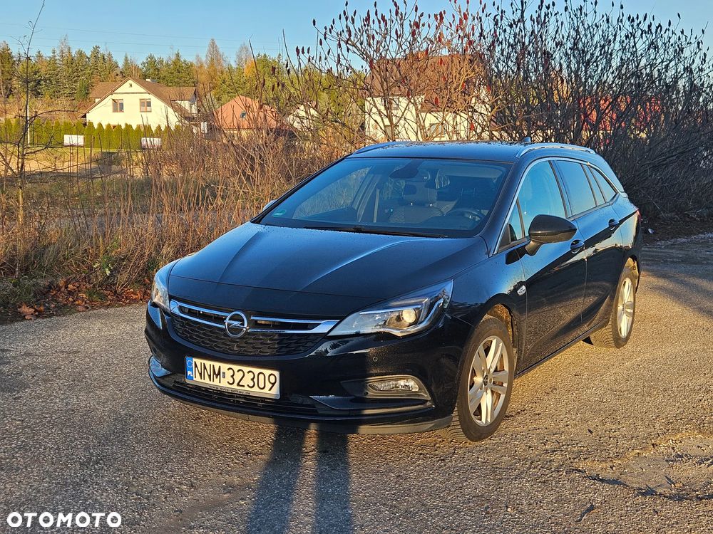 Opel Astra 1.6 D (CDTI) Dynamic - 1