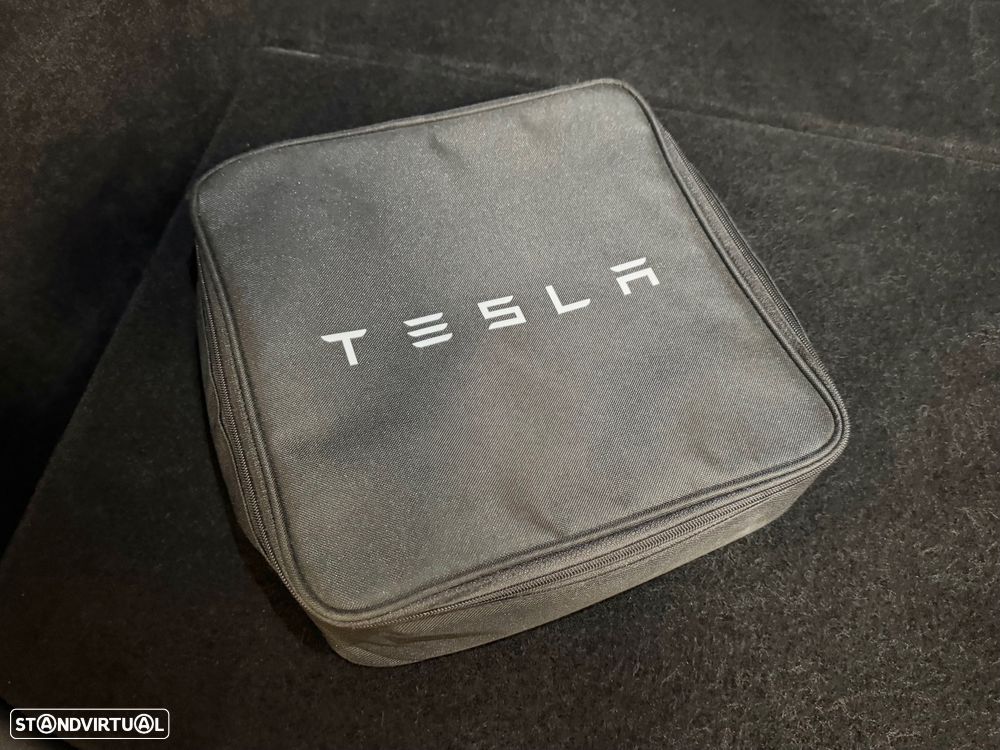 Tesla Model Y Long Range Tração Integral - 16