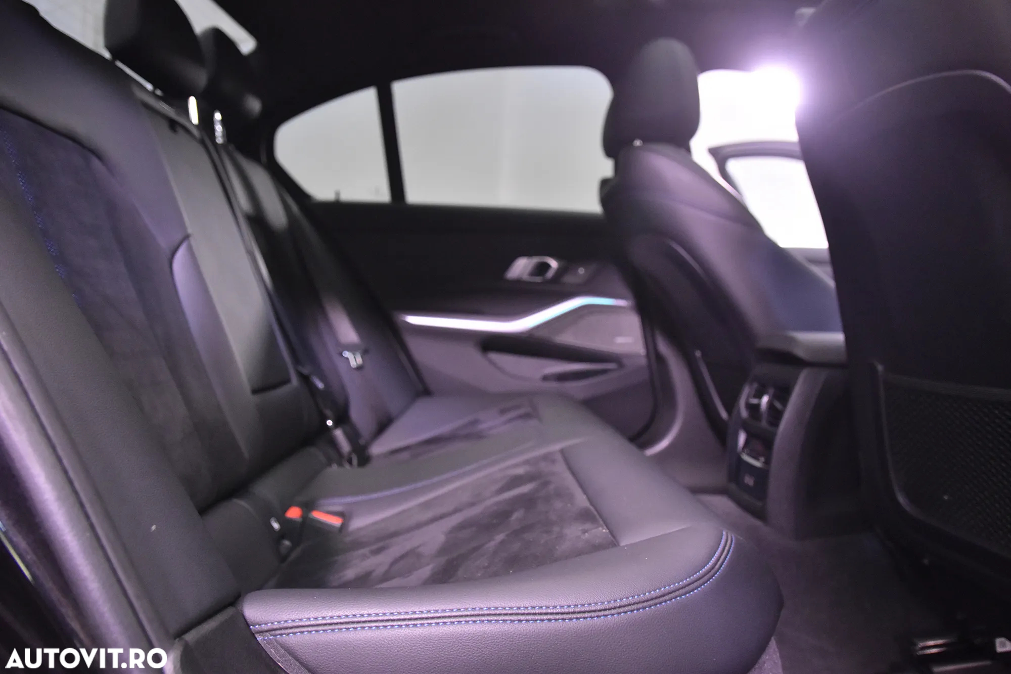 BMW Seria 3 330e AT PHEV - 12