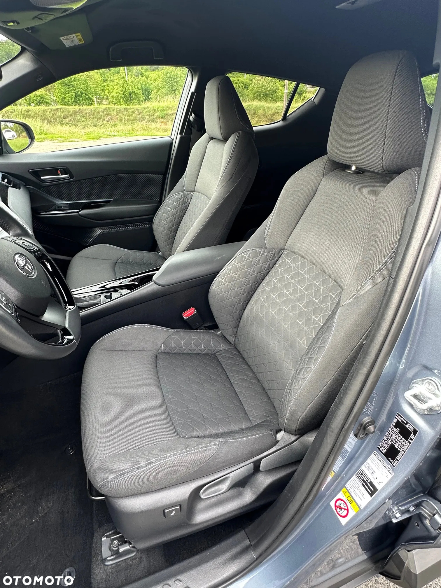 Toyota C-HR 2.0 Hybrid Team Deutschland - 39