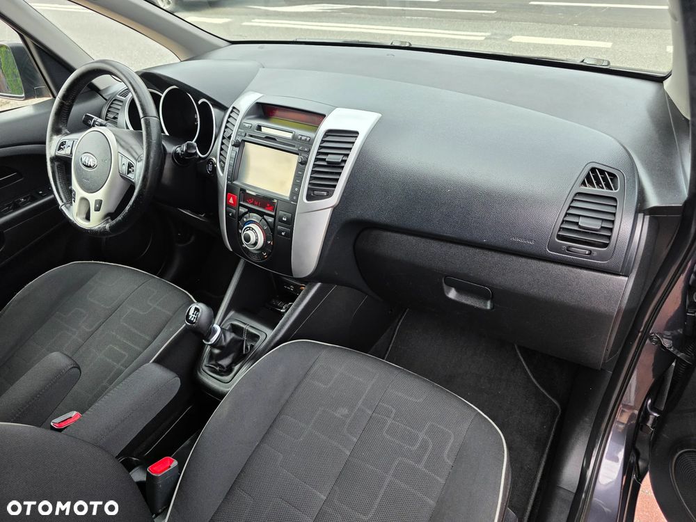 Kia Venga 1.6 CVVT Dream Team Edition - 10