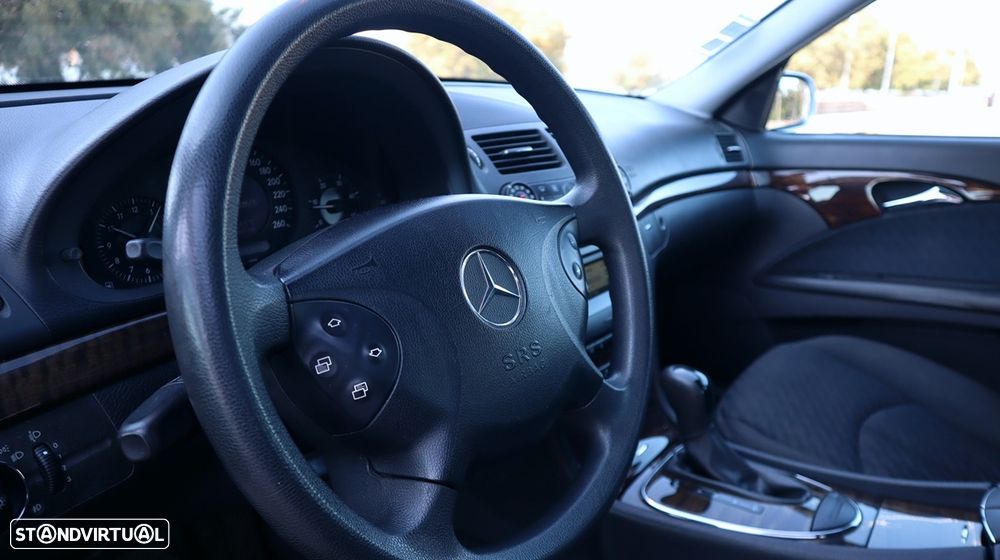 Mercedes-Benz E 200 CDI Auto Classic - 34