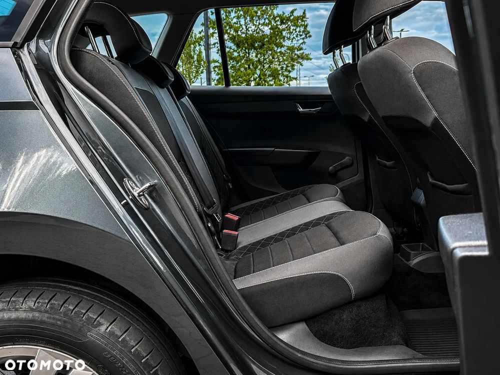Skoda Fabia 1.0 TSI Ambition - 14