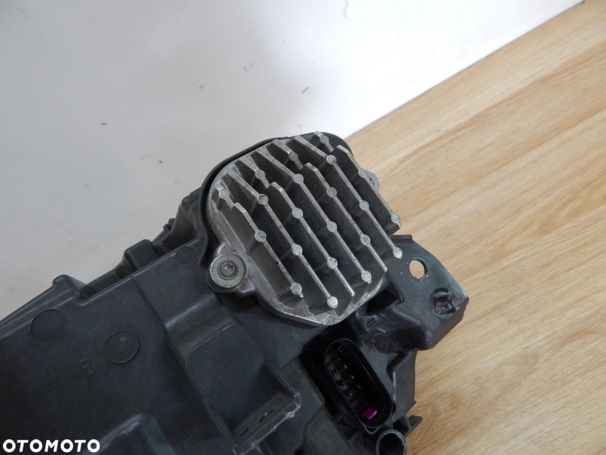 Lampa prawy przód Full Led Volvo V90 S90 16-23 EU Łuków części - 8