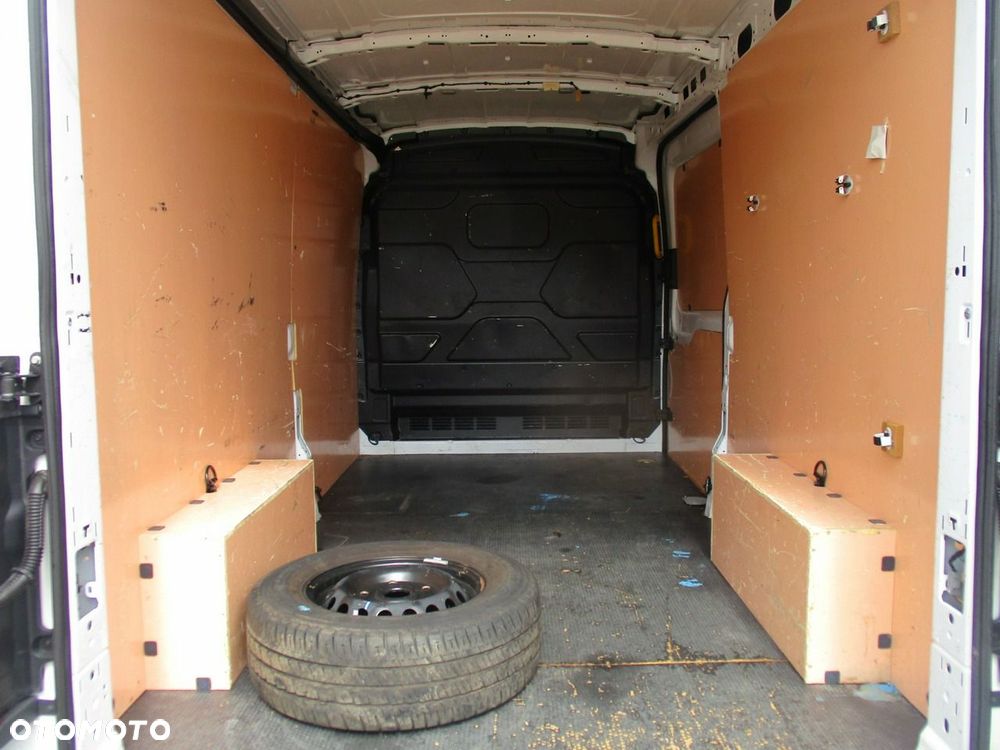 Ford Transit - 6