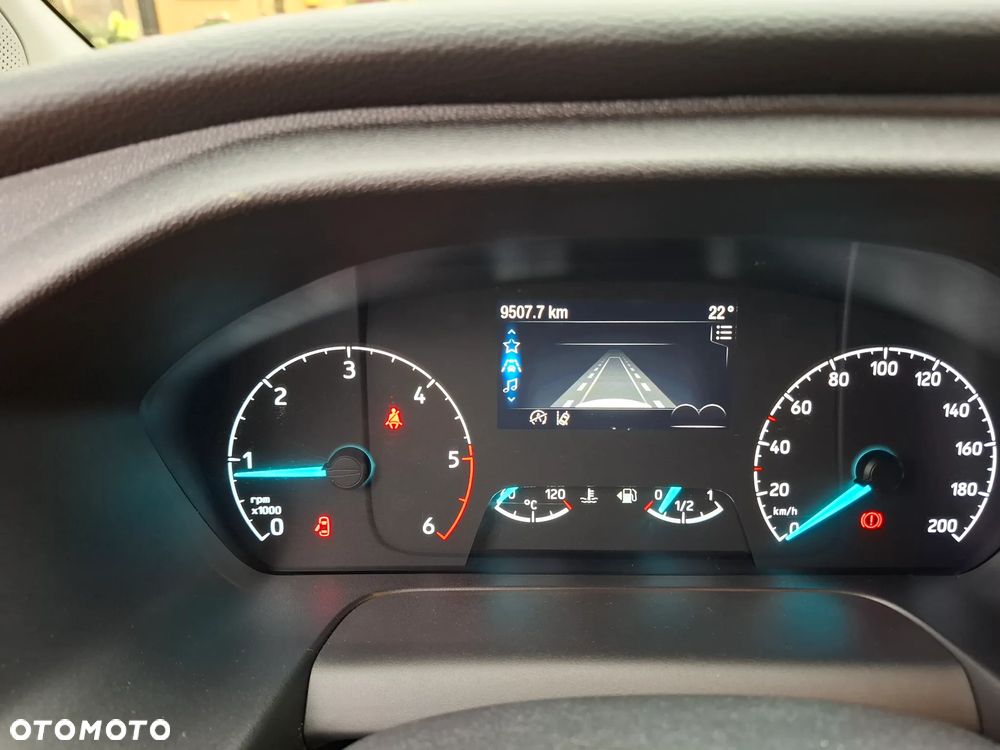 Ford Tourneo Custom 2.0 EcoBlue L2 Titanium - 26