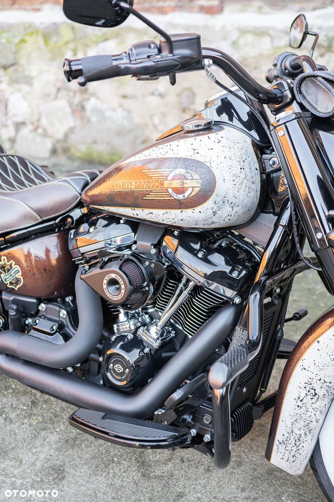 Harley-Davidson Softail Heritage Classic - 21