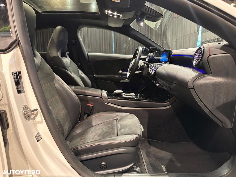 Mercedes-Benz CLA 220 d Coupe Aut. - 34