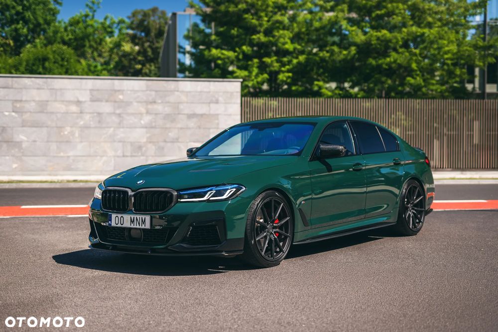 BMW Seria 5 M550i xDrive sport - 1