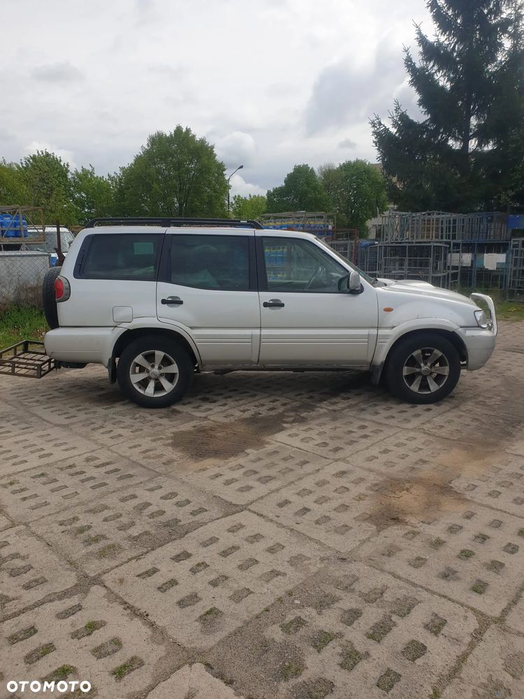 Nissan Terrano 3.0 Di Luxury - 2