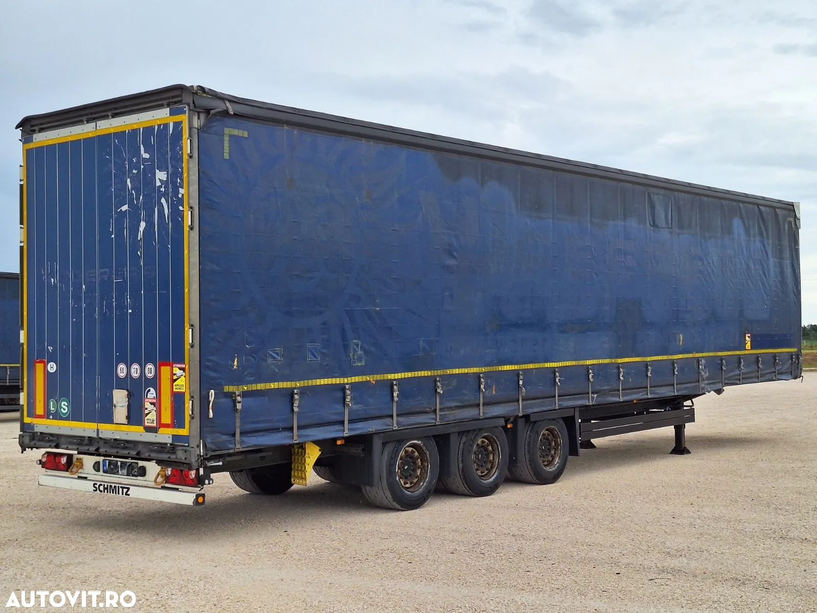 Schmitz Cargobull mega, anvelope noi, finantare - 4