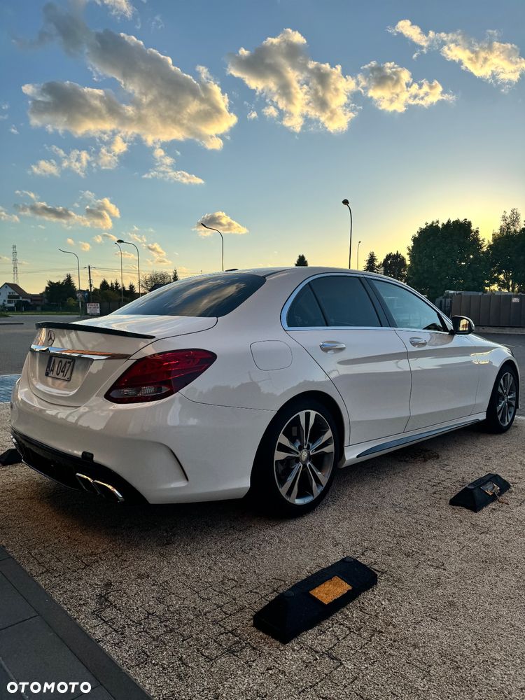 Mercedes-Benz Klasa C 300 7G-TRONIC - 7