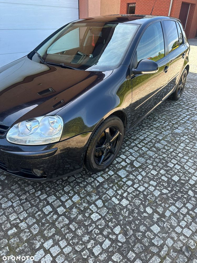 Volkswagen Golf - 6