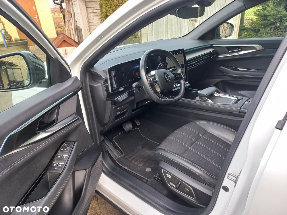 Renault Austral 1.3 TCe mHEV Iconic - 20