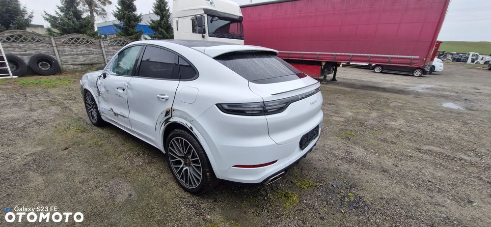 Porsche Cayenne E-Hybrid Tiptronic S Black Edition - 10