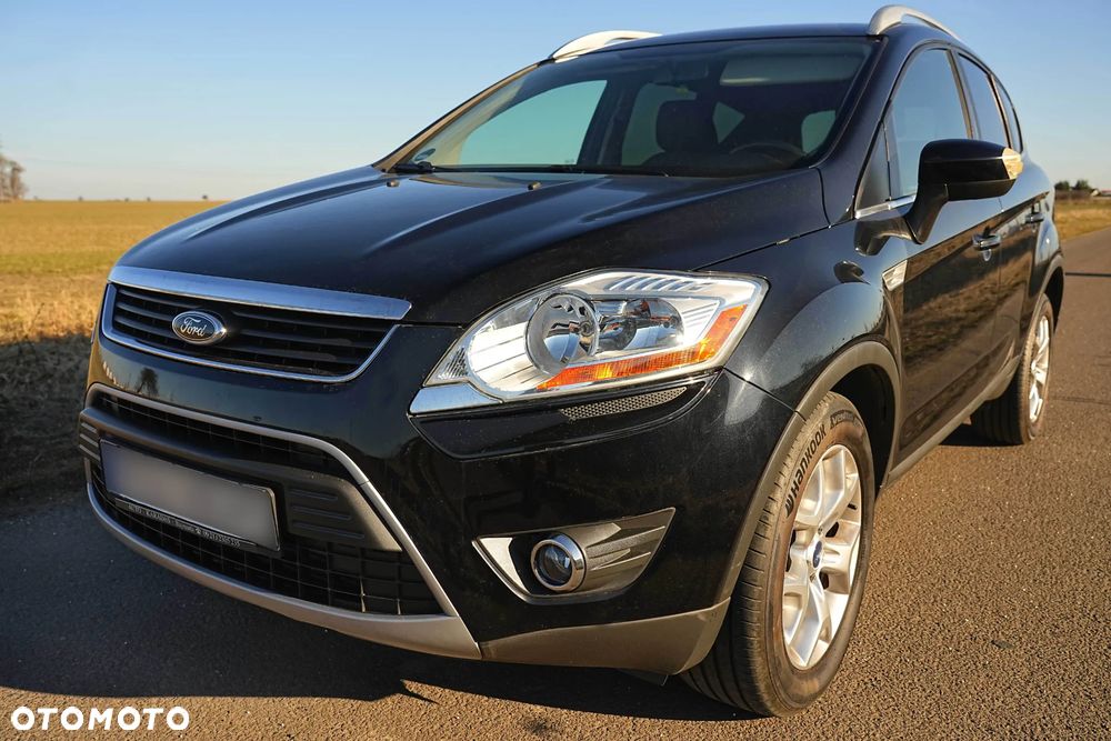 Ford Kuga 2.0 TDCi 2x4 Champions Edition - 3