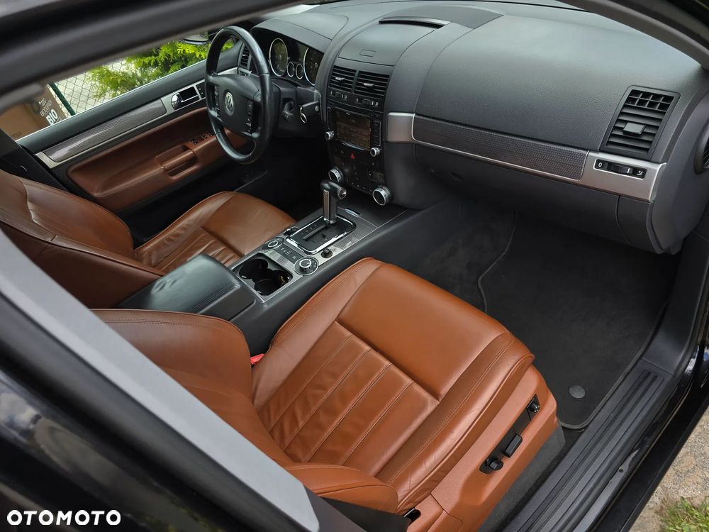 Volkswagen Touareg 3.0 V6 TDI DPF Perfect Tiptr - 17