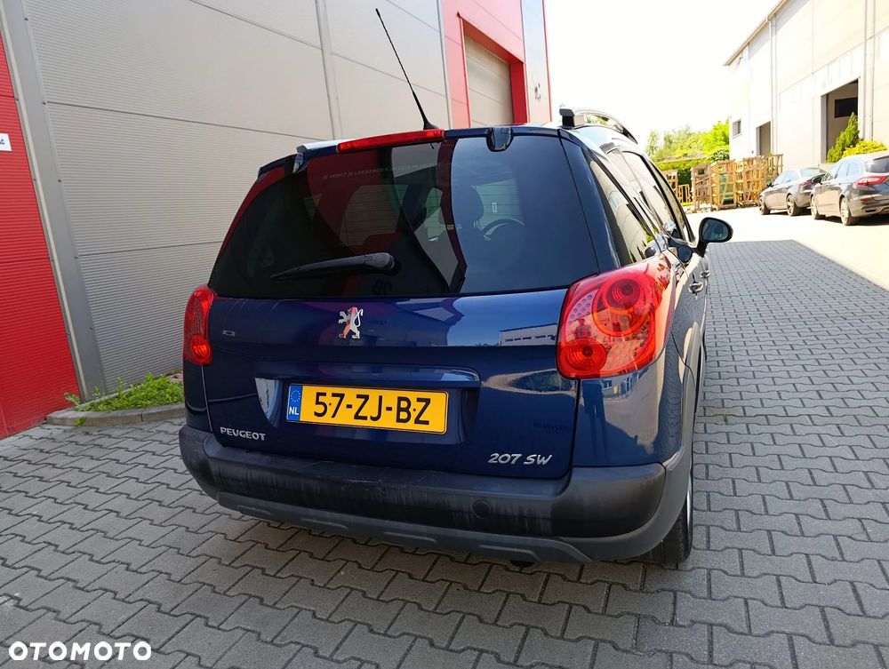 Peugeot 207 120 VTi Outdoor - 25
