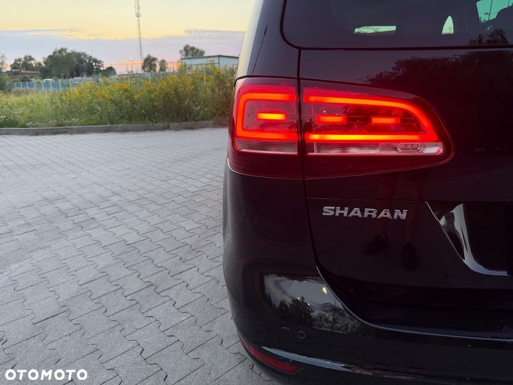 Volkswagen Sharan 2.0 TDI DSG (BlueMotion Technology) Highline - 26