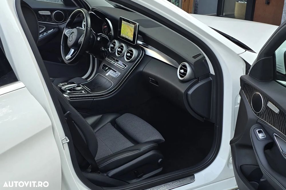 Mercedes-Benz C - 7