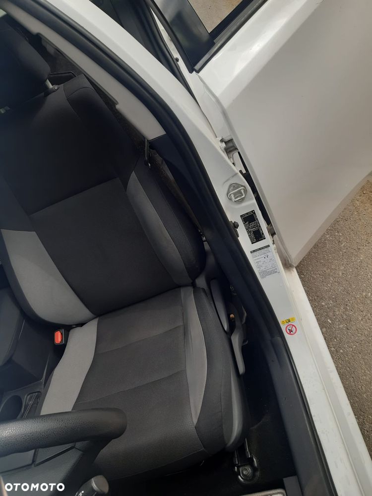 Toyota Auris Hybrid 135 Active - 14