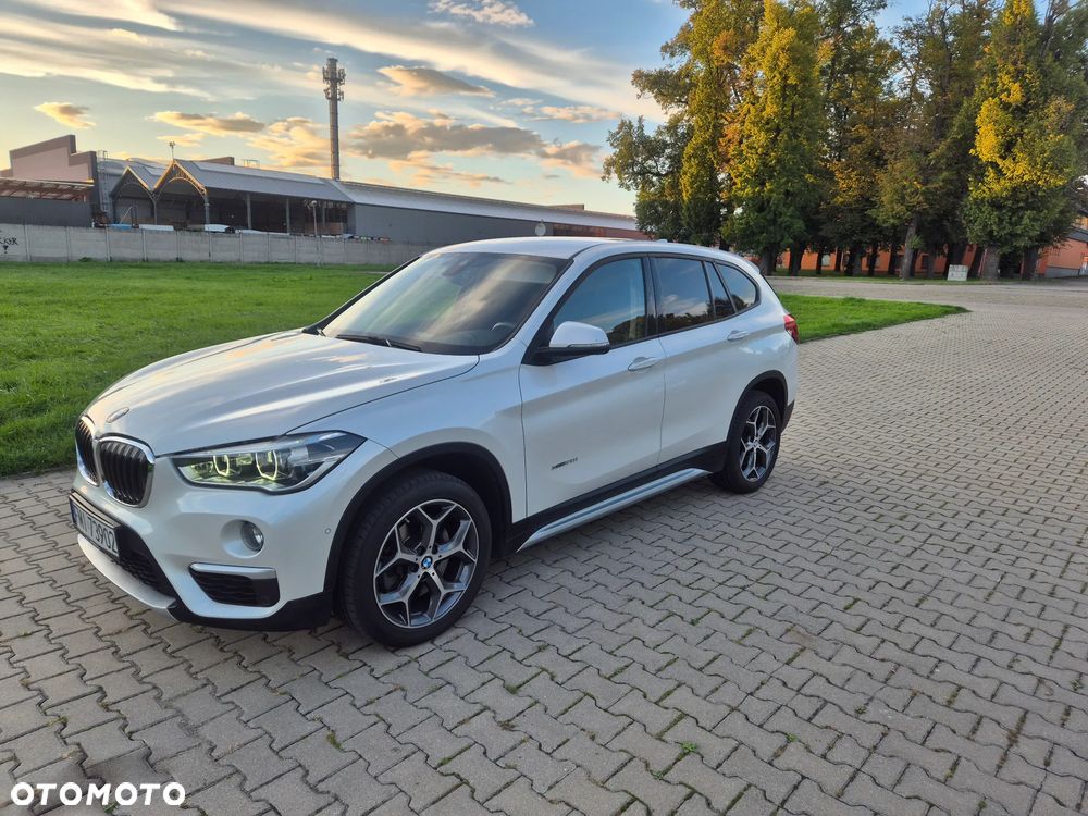BMW X1 xDrive20i - 8