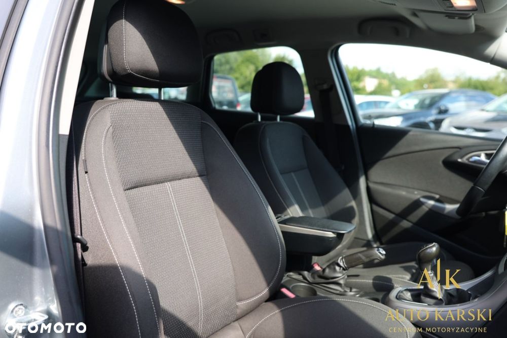 Opel Astra - 36