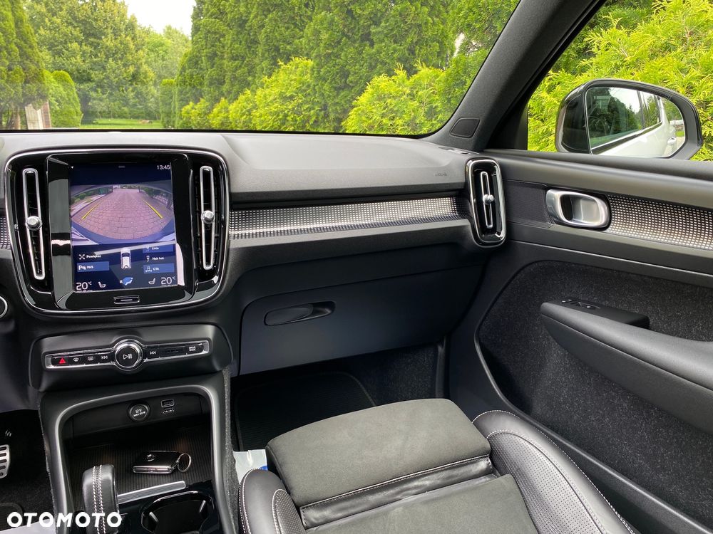 Volvo XC 40 D3 R-Design - 19