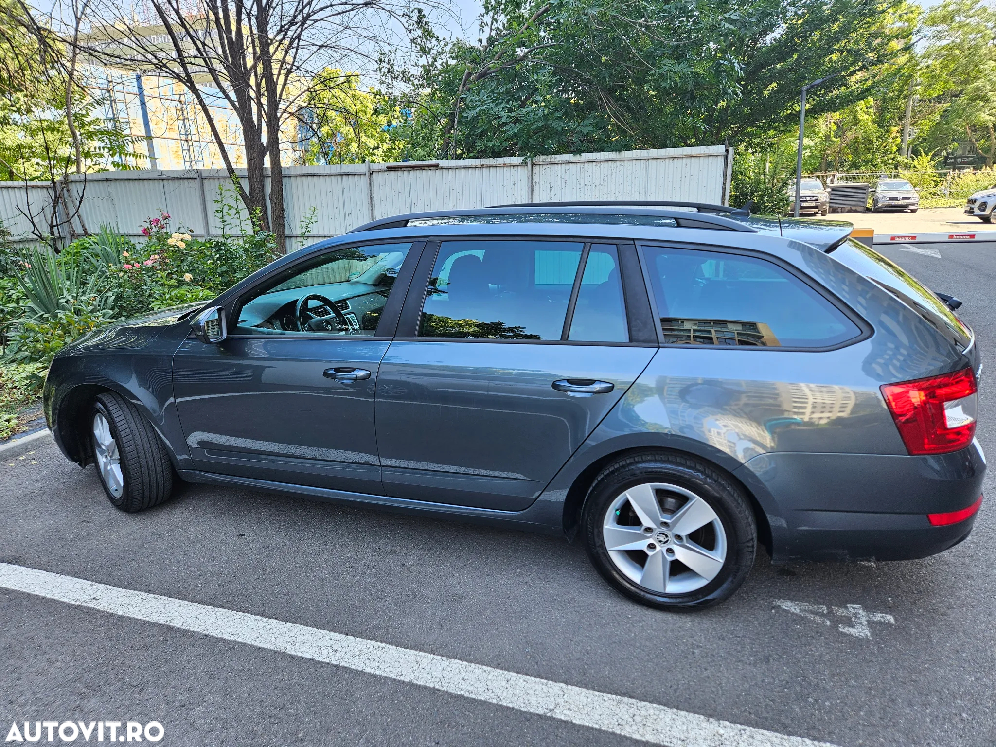 Skoda Octavia 1.6 TDI AMBITION - 18
