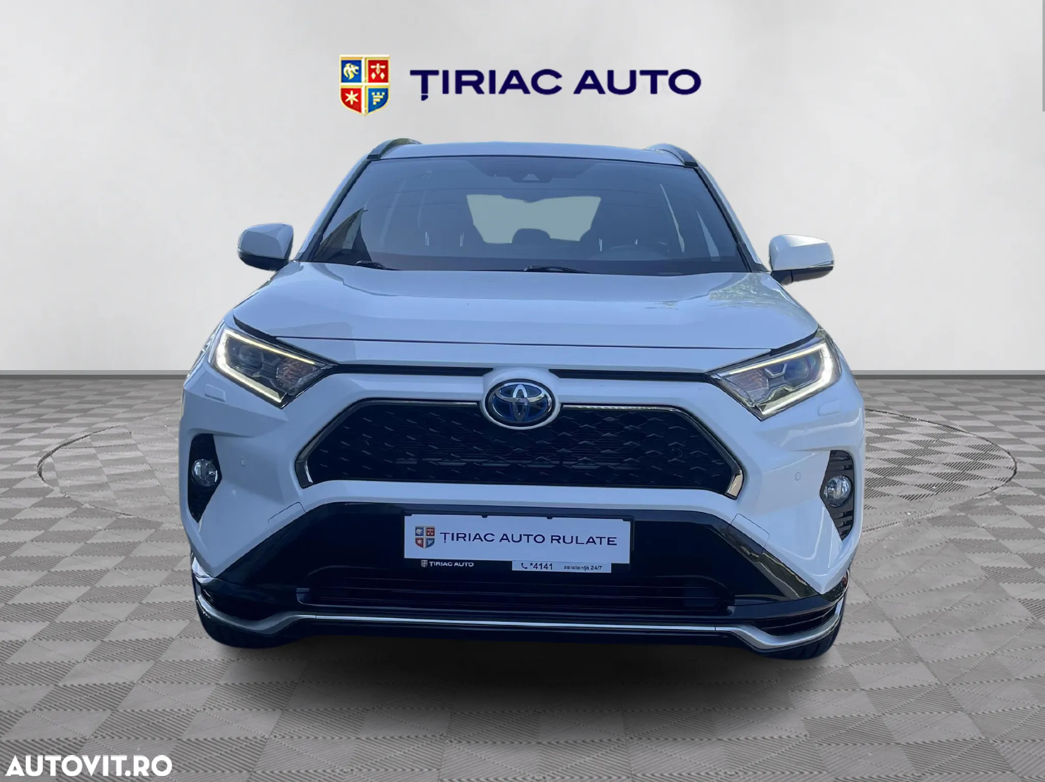Toyota RAV4 - 8
