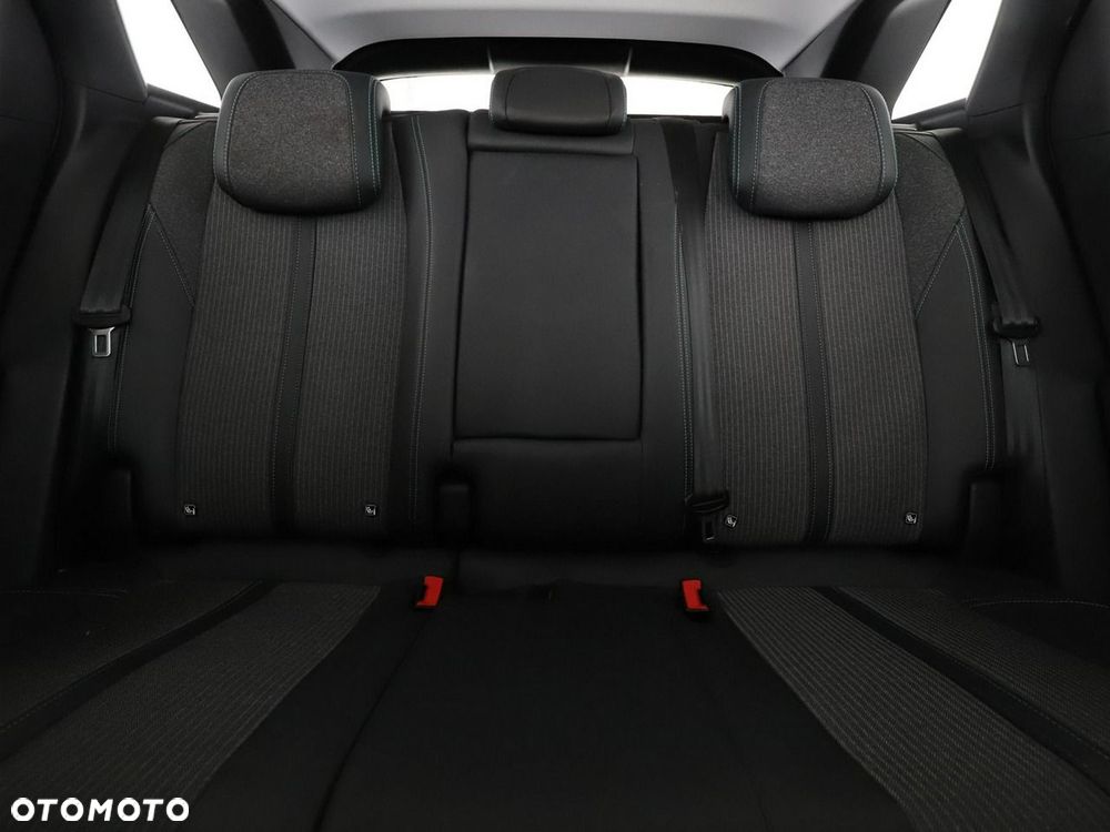 Peugeot 3008 1.2 PureTech Allure Pack S&S - 19