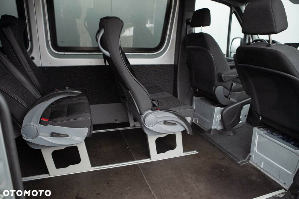 Mercedes-Benz Sprinter - 26