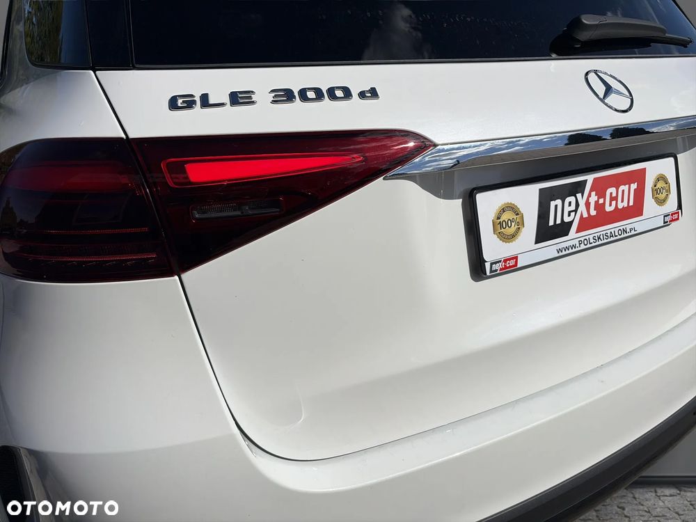 Mercedes-Benz GLE 300 d mHEV 4-Matic AMG Line - 21