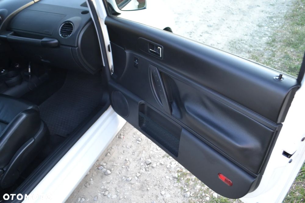 Volkswagen New Beetle 1.8 5V Automatik United - 21