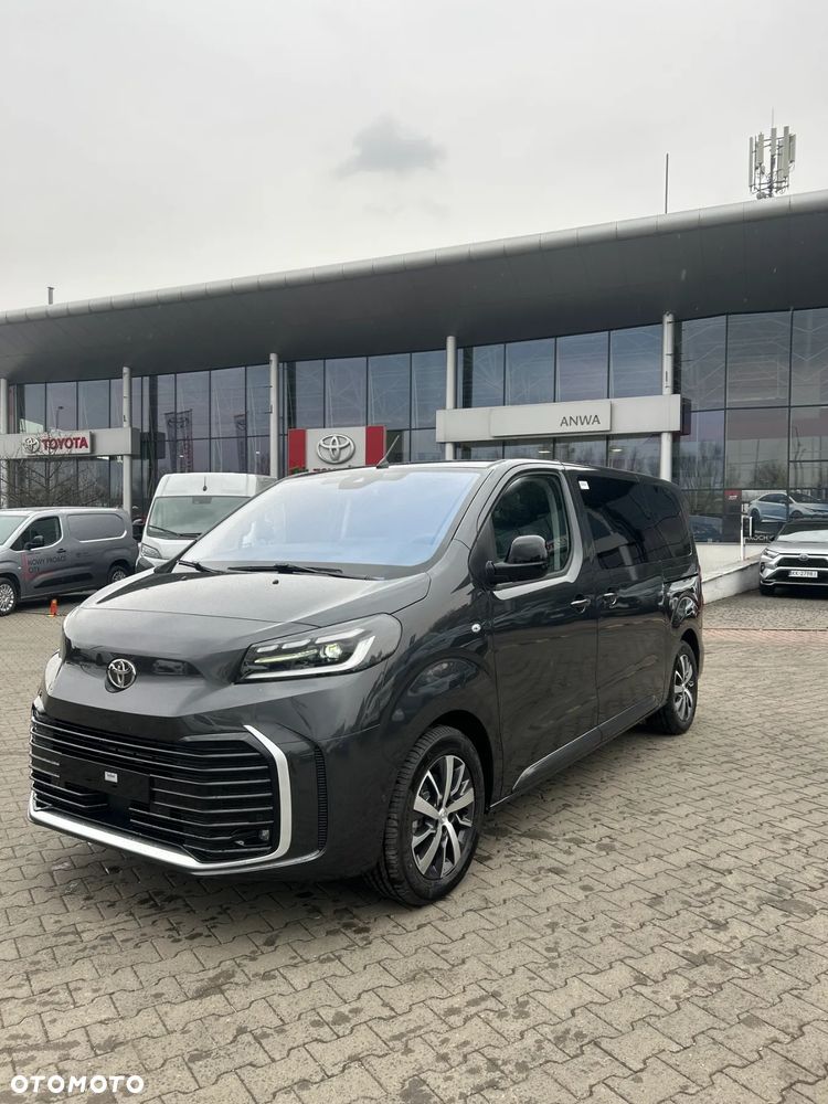 Toyota Proace Verso 2.0 D4-D Medium Family