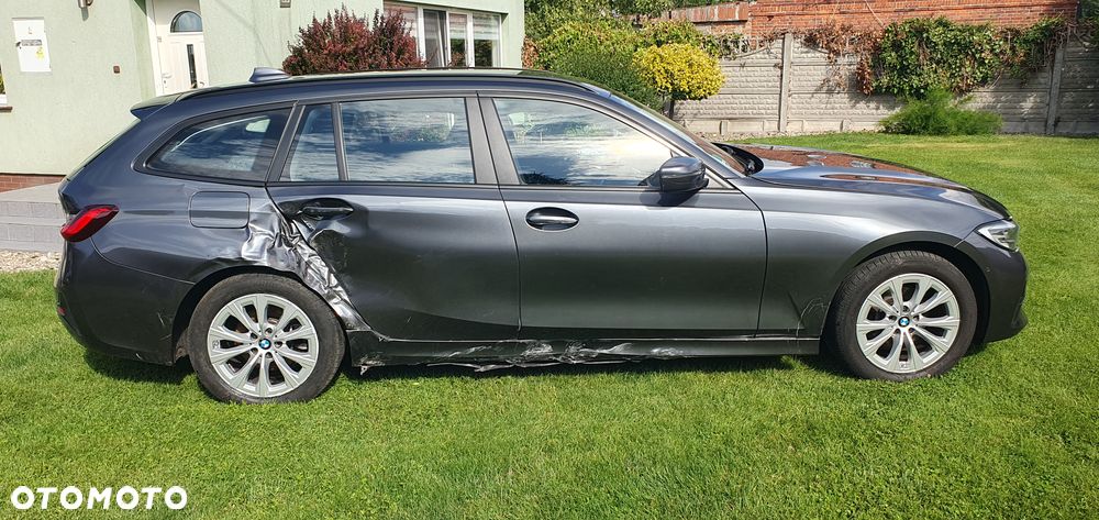 BMW Seria 3 320d Edition Luxury Line Purity - 3