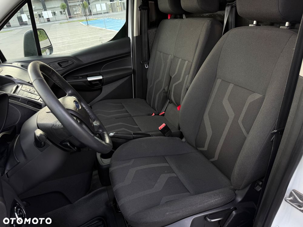 Ford Transit Connect - 13