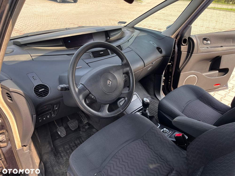 Renault Espace 2.0 dCi Expression - 8