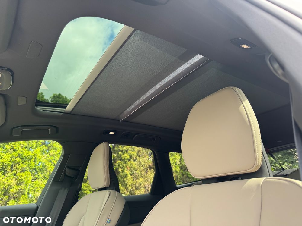 Volvo XC 60 B5 B AWD Plus Black Edition - 14