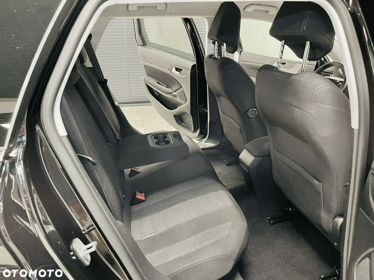 Peugeot 308 SW BlueHDi 150 Automatik Stop & Start Allure - 30